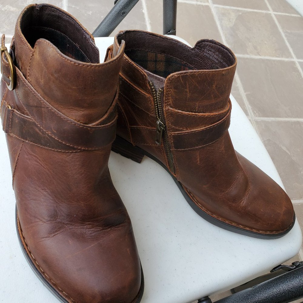 Born Ozark Brown Boots Women's 9M